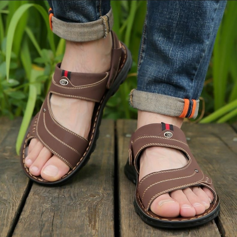 Atmungsaktive Sommersandalen für Herren mit verstellbarem Riemen