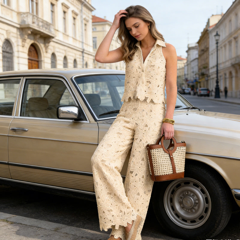 🌞Frühlingserwachen: 50% Rabatt!✨Damen Elegantes Spitzen-Zweiteiler – Halterneck-Oberteil & Weite Hose, Atmungsaktiv & Vielseitig